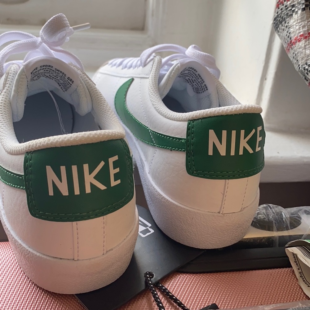 Nike Blazer Size 7